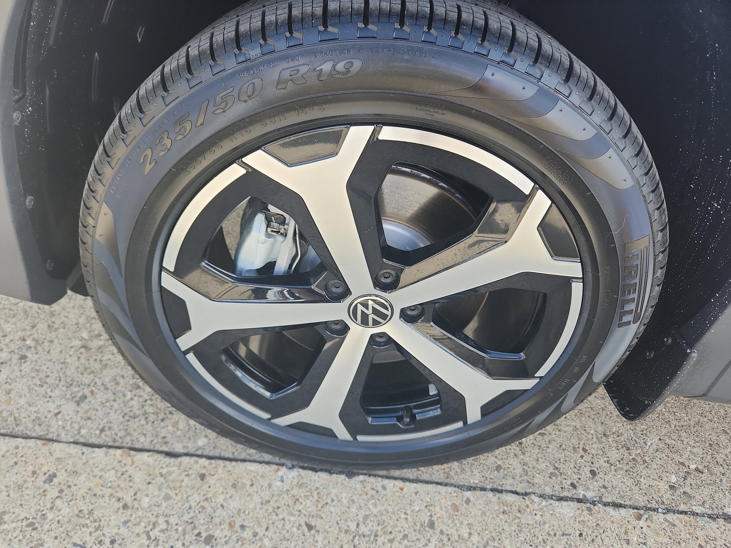 New 2026 Volkswagen Tiguan SE AWD/4WD image 10