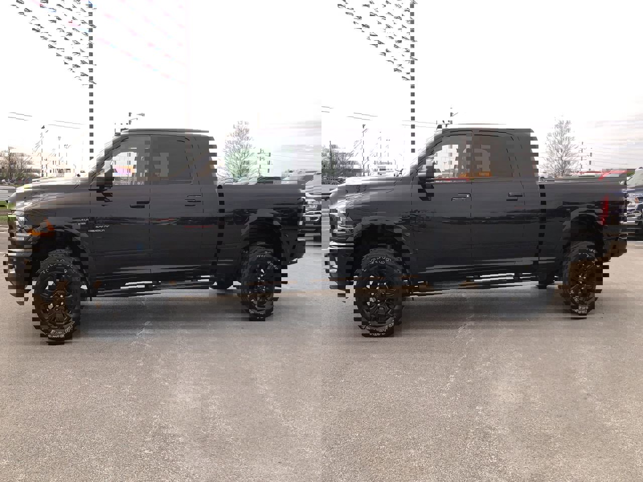 Used 2018 RAM 2500 Laramie w/ Sport Appearance Group image 11