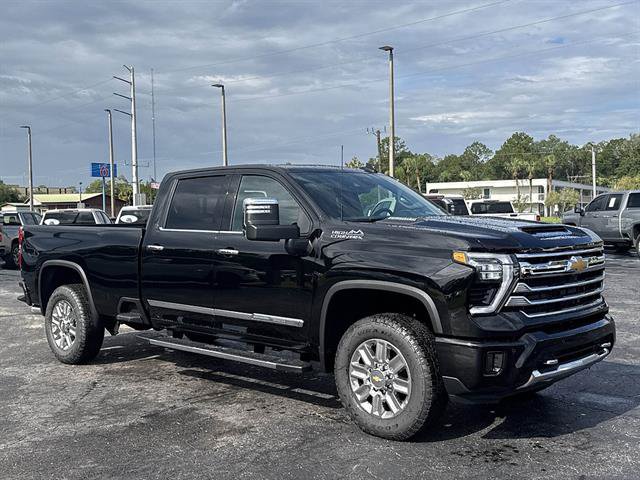 New 2026 Chevrolet Silverado 3500 High Country w/ Technology Package AWD/4WD image 3