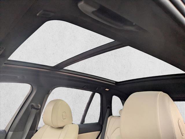 Used 2022 BMW X5 xDrive40i w/ Climate Comfort Package image 16