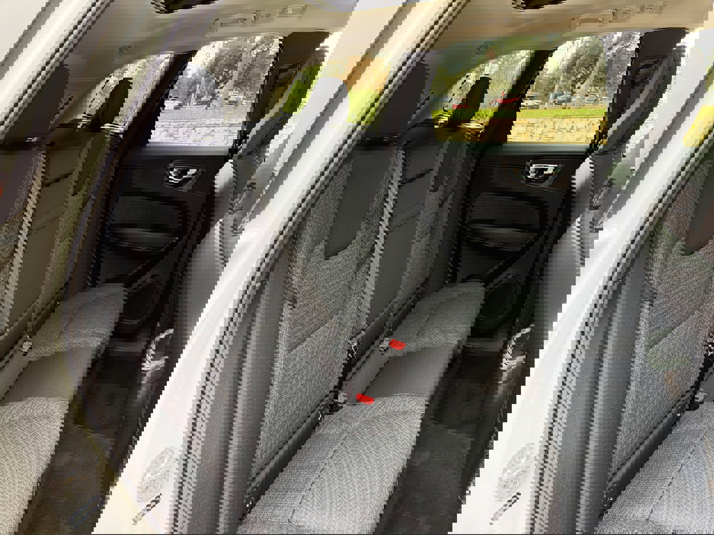 Certified 2023 Volvo XC60 B5 Core image 12