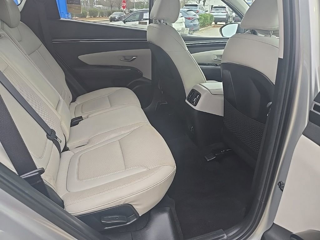 Used 2024 Hyundai Tucson Limited image 37