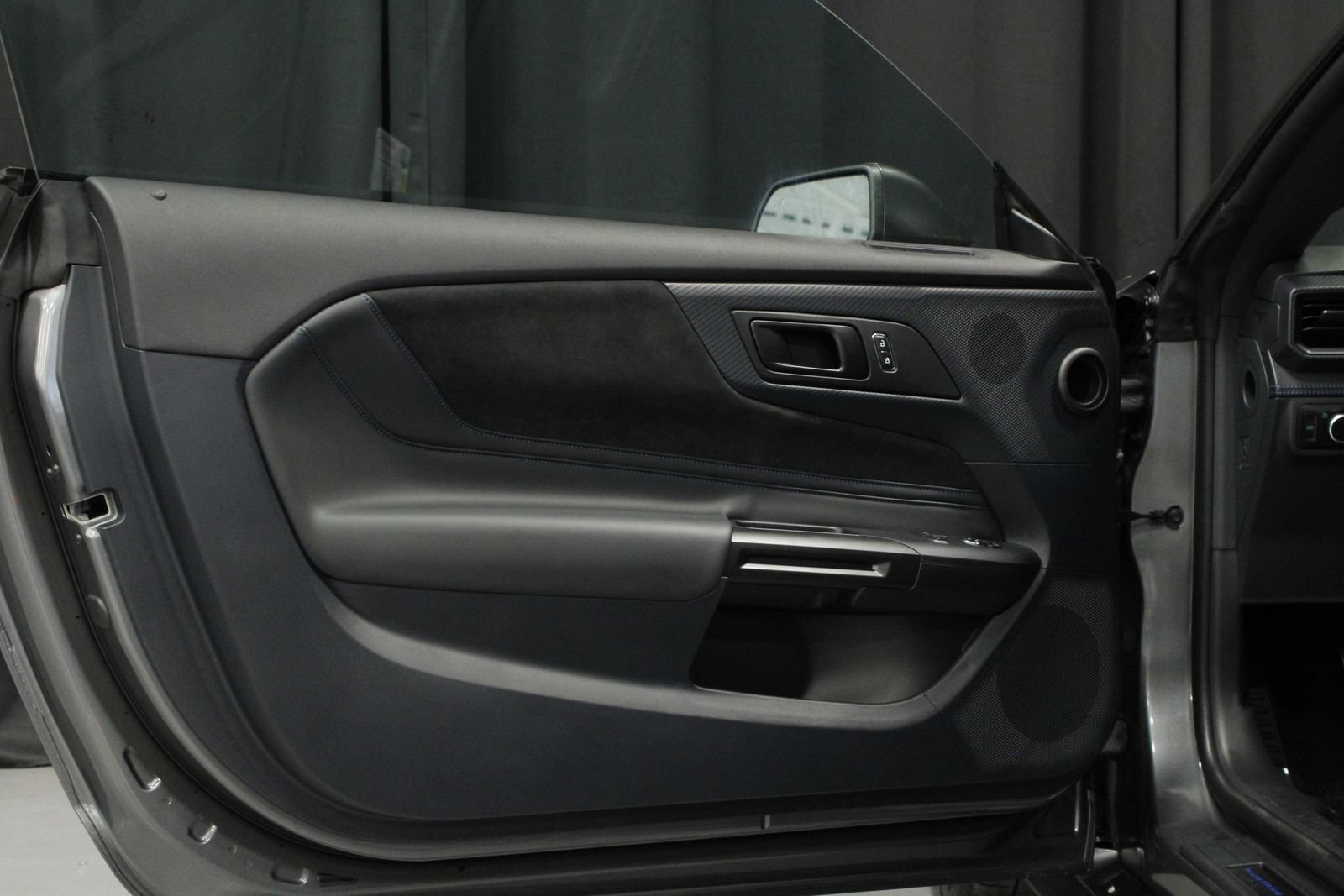 Used 2024 Ford Mustang Dark Horse RWD image 13