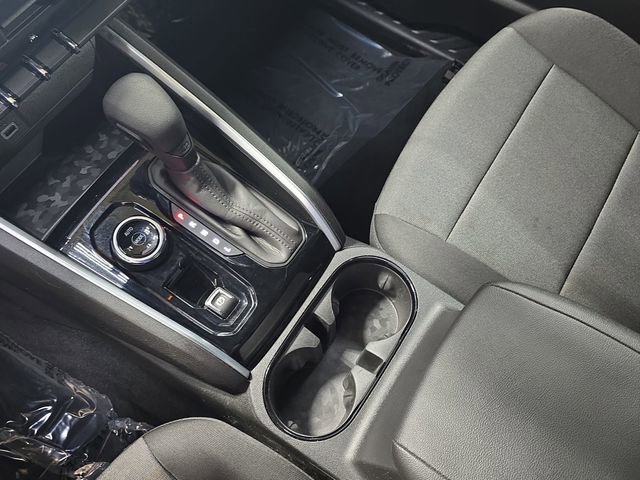 Used 2023 Chevrolet Colorado Trail Boss w/ Technology Package image 28