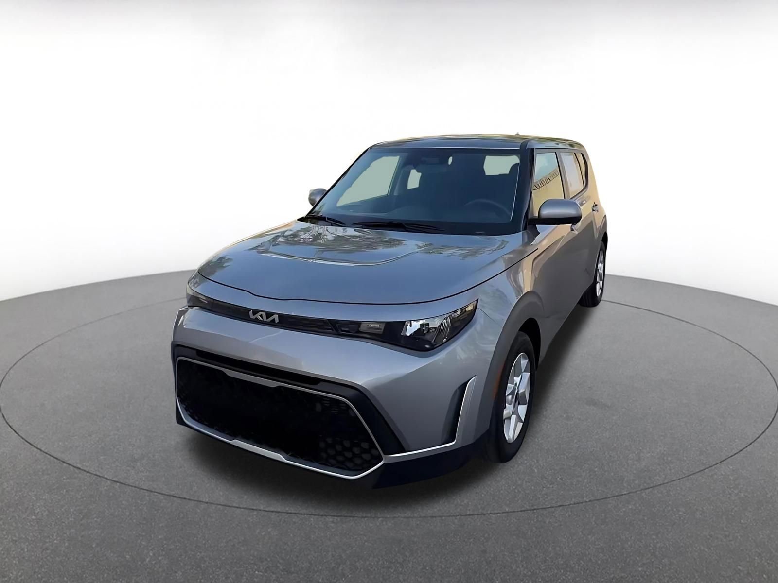 Used 2025 Kia Soul LX w/ LX Technology Package image 7