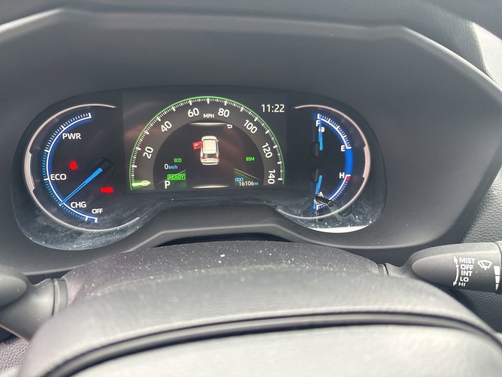 Used 2025 Toyota RAV4 XLE image 14