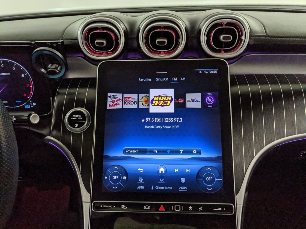 Used 2023 Mercedes-Benz GLC 300 4MATIC image 8