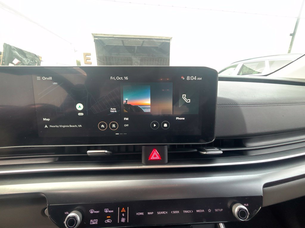 Certified 2026 Kia Carnival LX FWD image 14