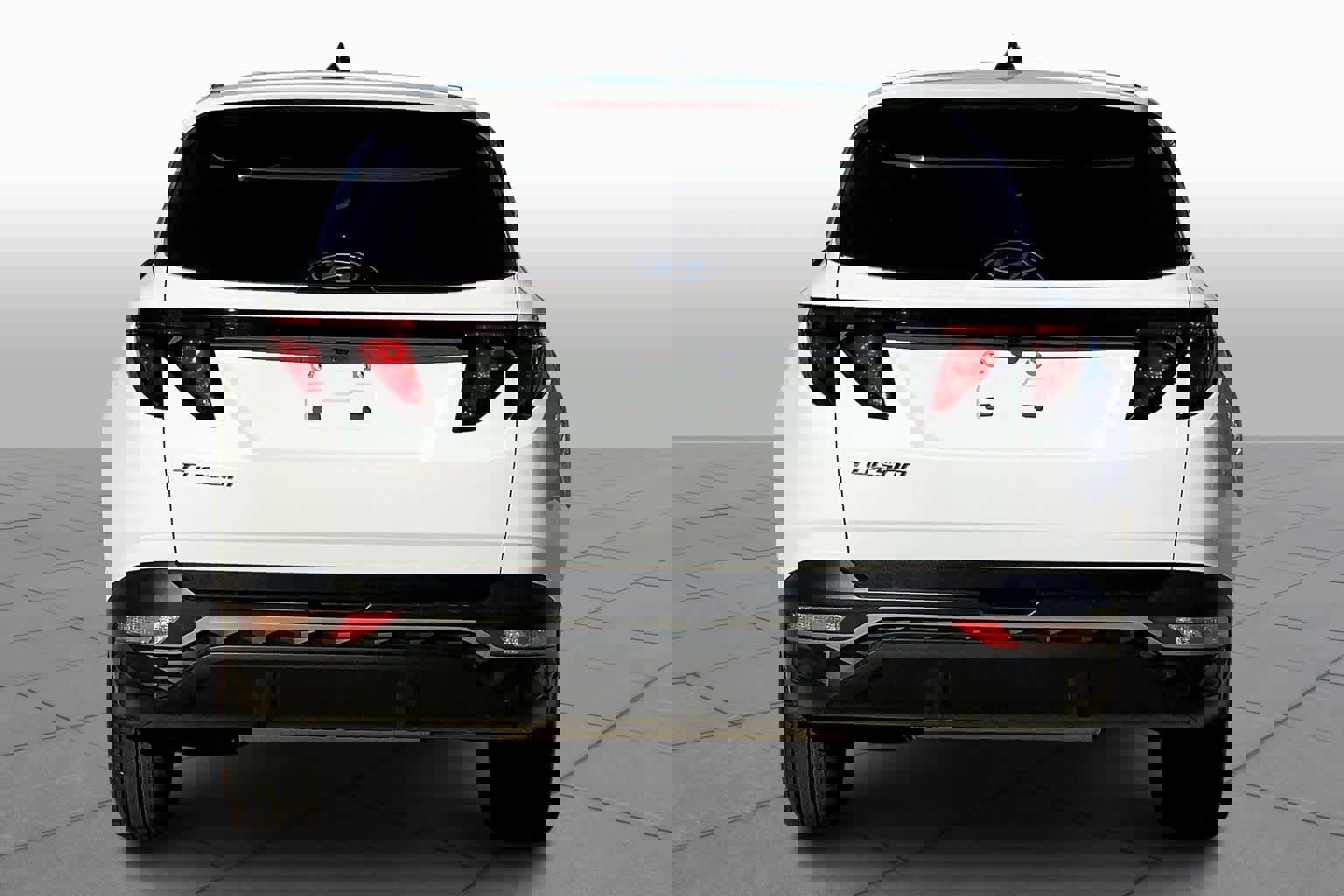 Certified 2024 Hyundai Tucson SE image 4