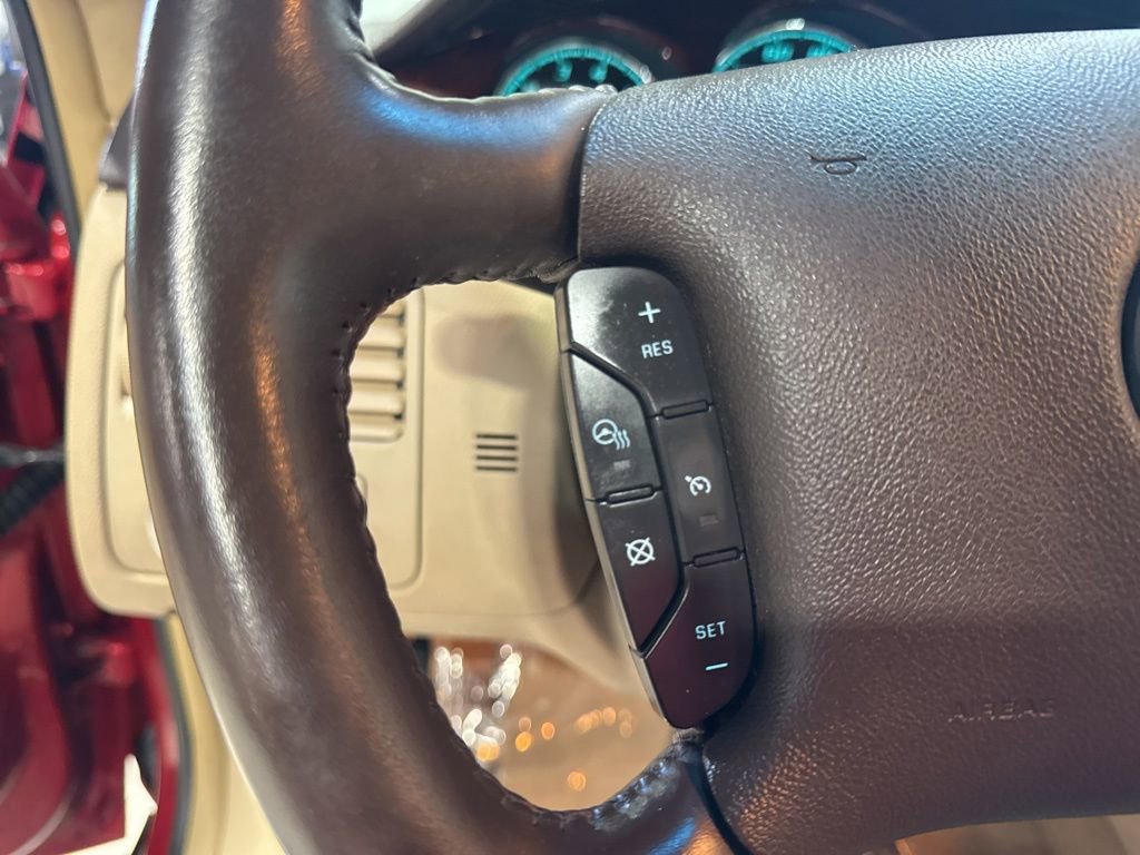 Used 2009 Buick Lucerne CXL FWD image 13