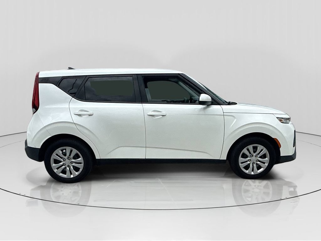 Used 2020 Kia Soul LX FWD image 8