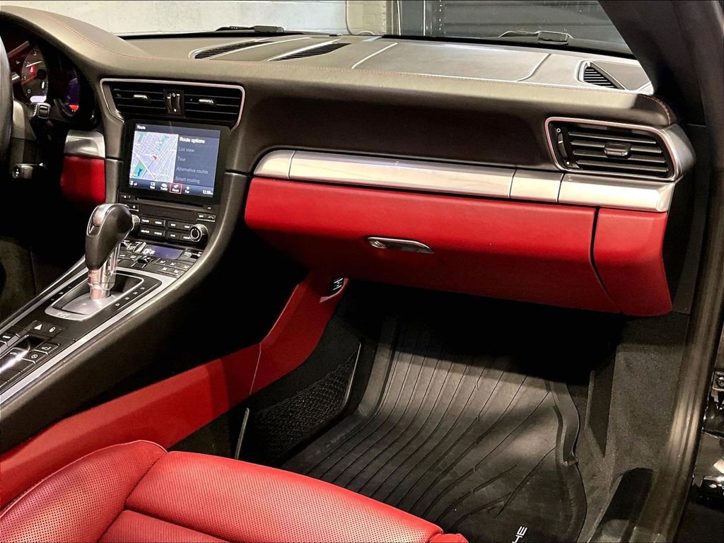 Certified 2017 Porsche 911 Targa 4S image 19