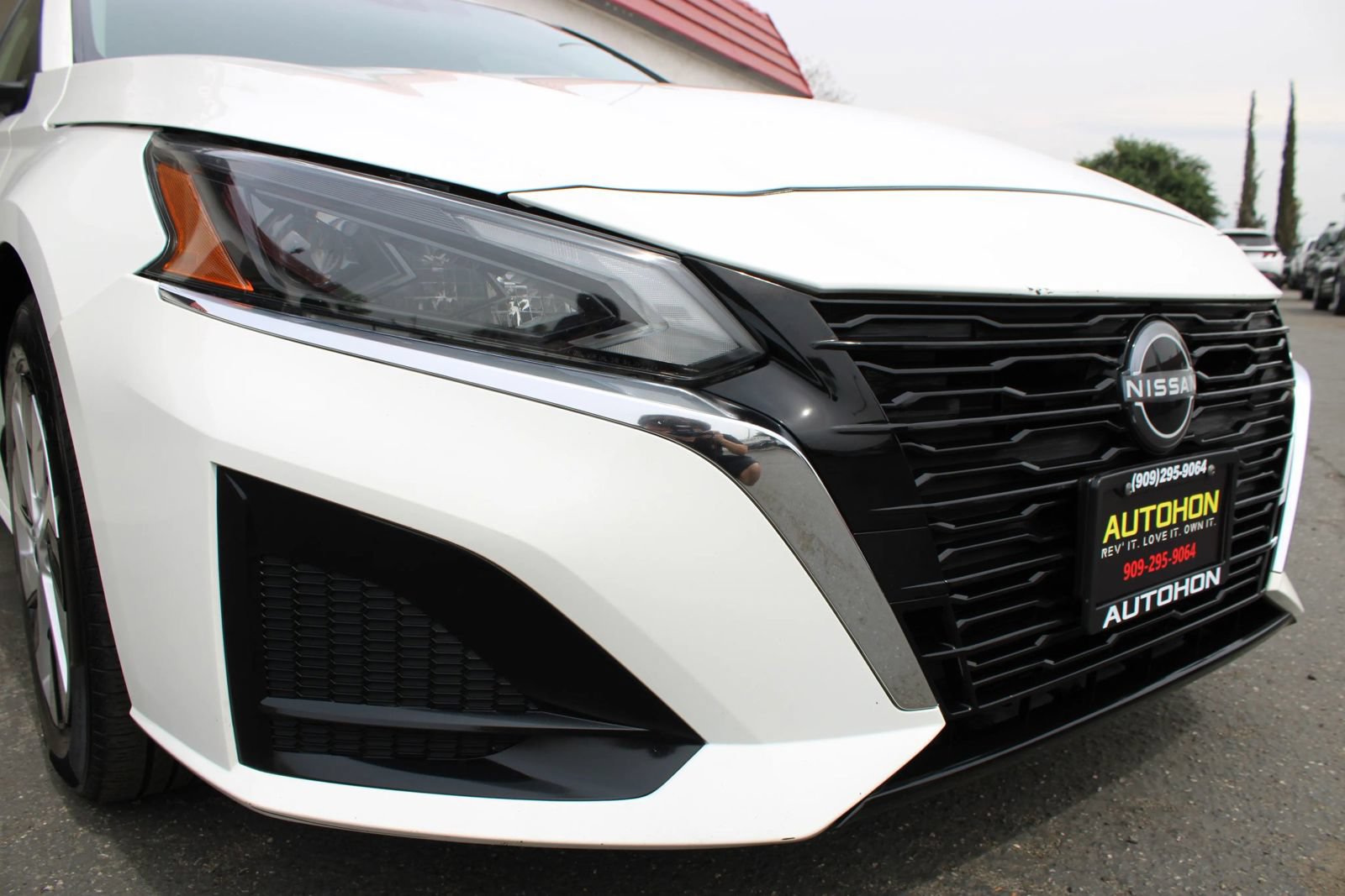 Used 2024 Nissan Altima 2.5 S FWD image 4