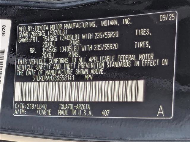 New 2025 Toyota Highlander Limited image 19