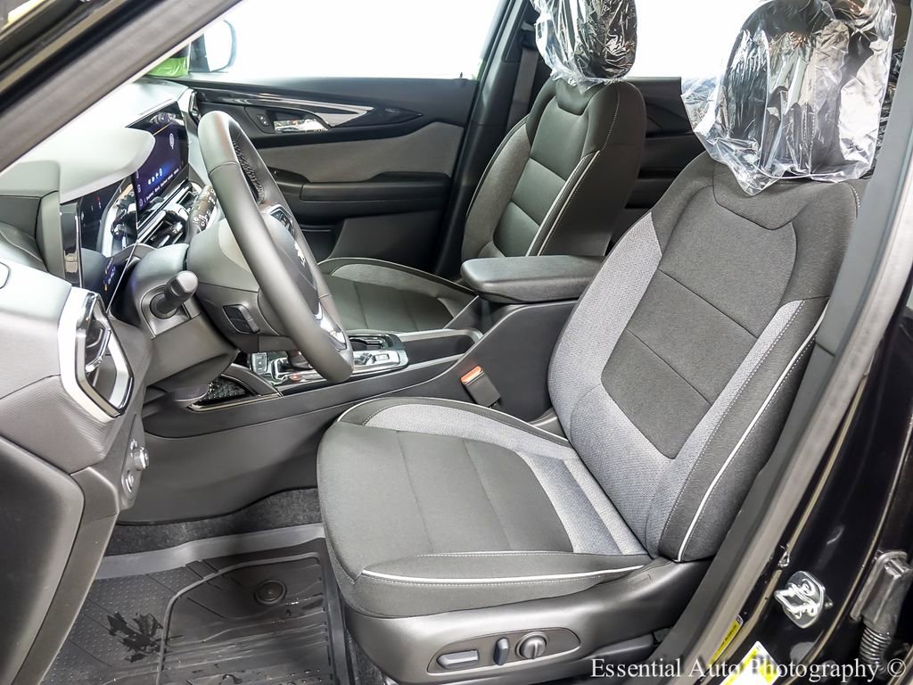 New 2026 Chevrolet TrailBlazer LT w/ Convenience Package AWD/4WD image 9