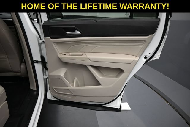 Used 2023 Volkswagen Atlas SE FWD image 44