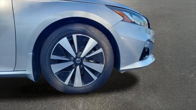 Used 2019 Nissan Altima 2.5 SV FWD image 16