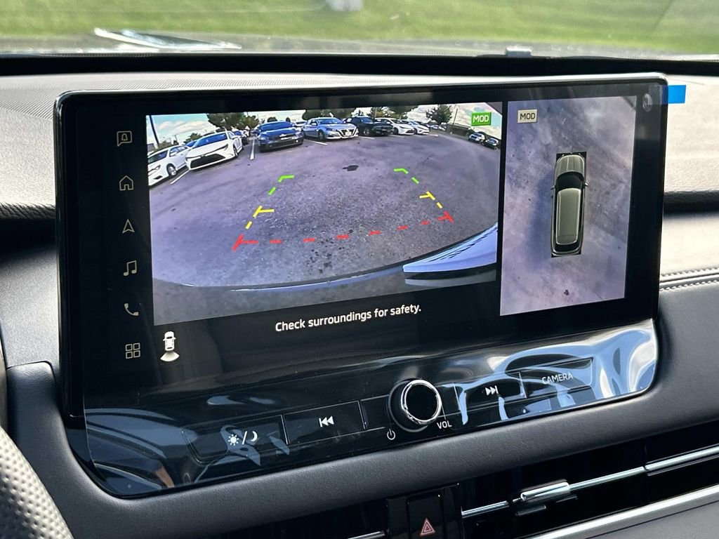 New 2025 Mitsubishi Outlander SE image 25