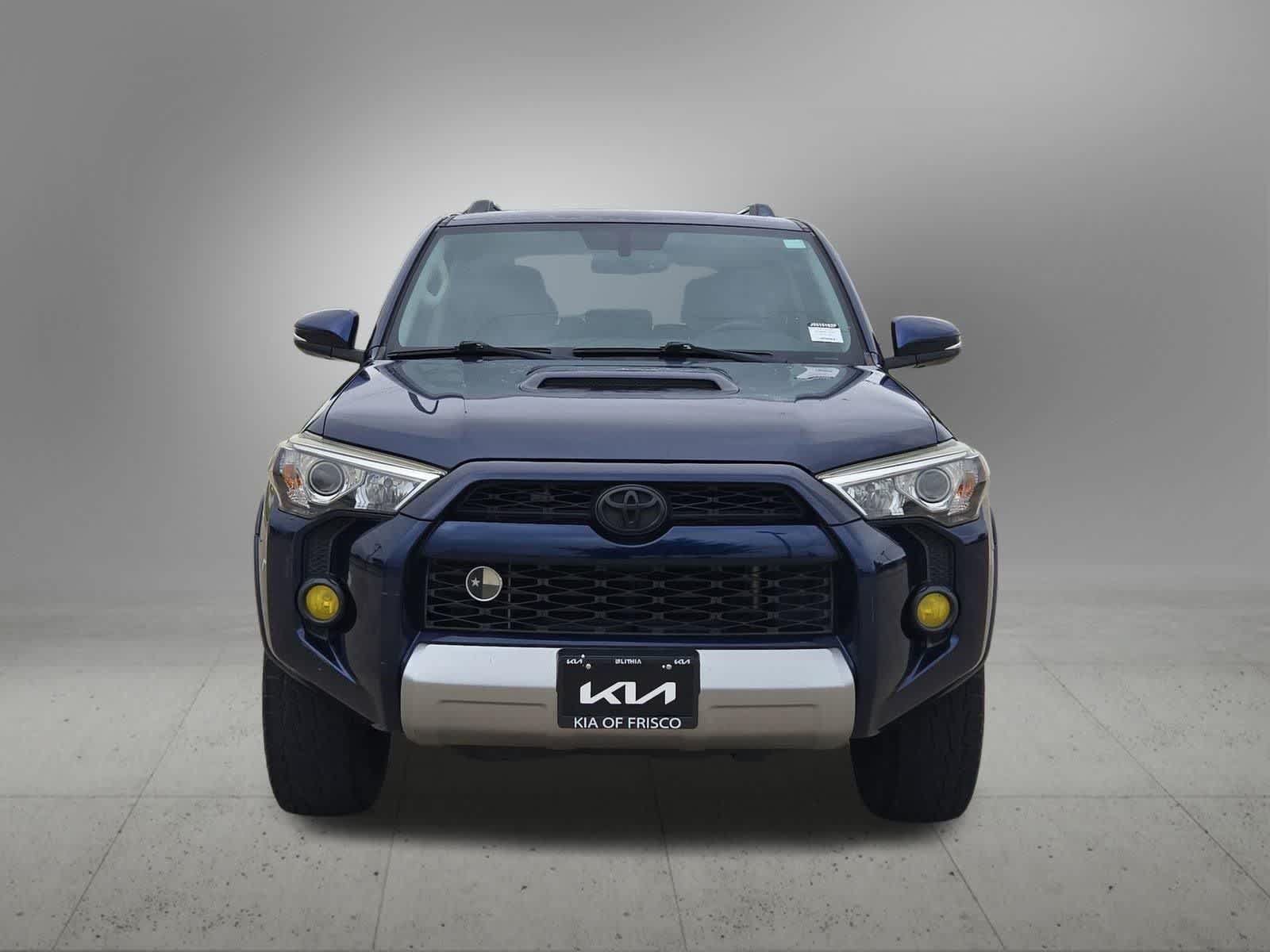 Used 2018 Toyota 4Runner TRD Off-Road Premium AWD/4WD image 9