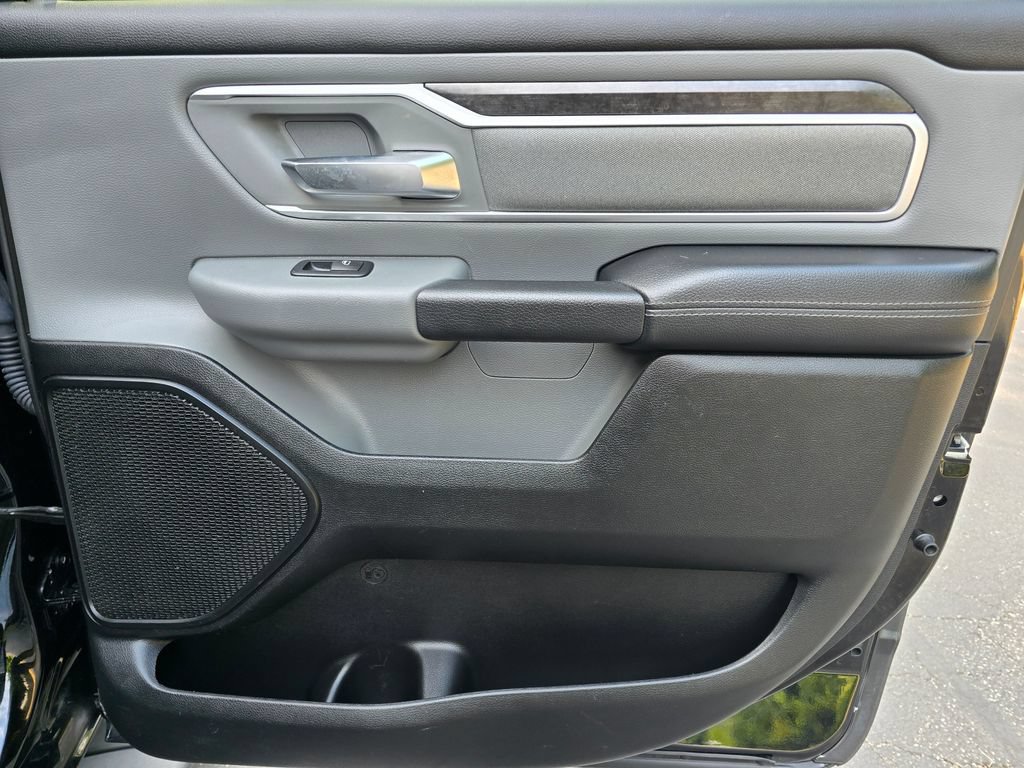 Used 2020 RAM 1500 Big Horn AWD/4WD image 16