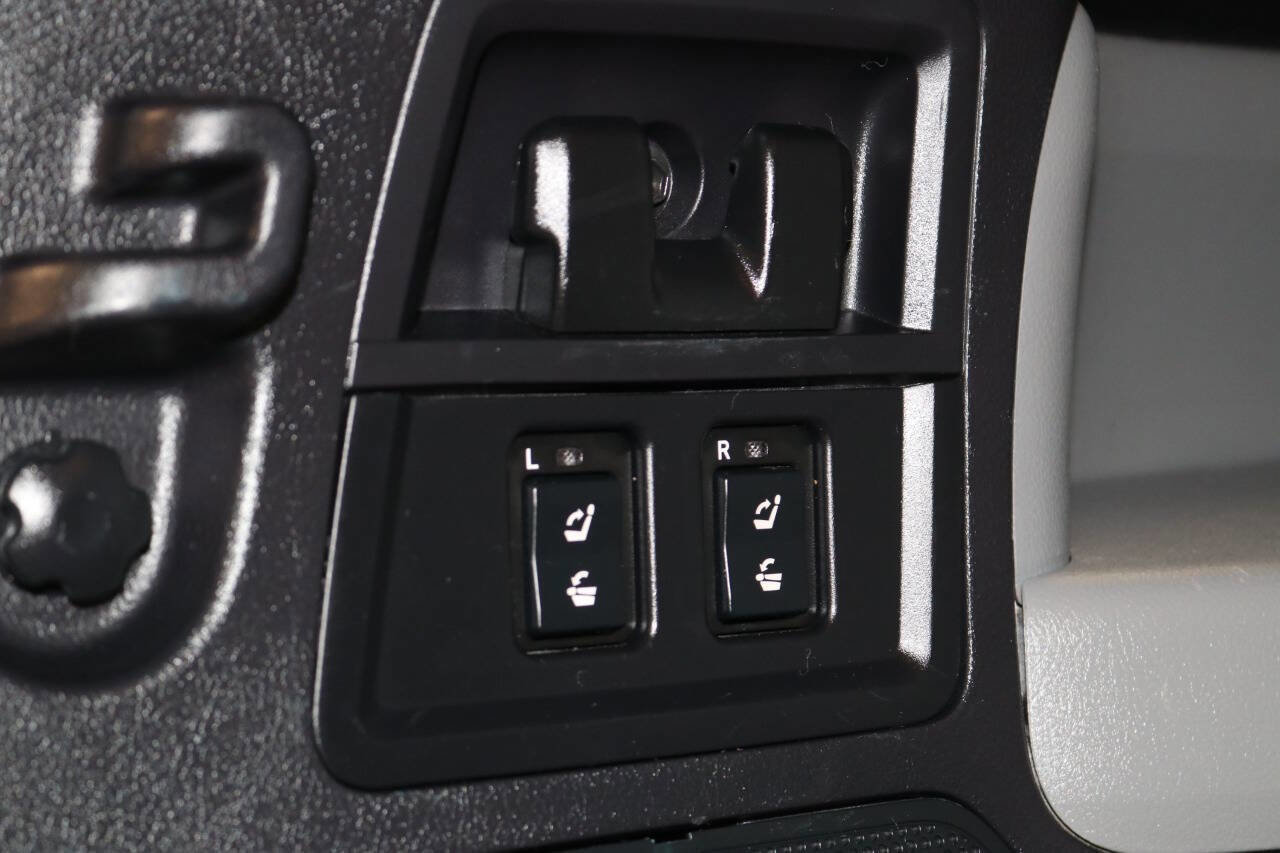 Used 2020 Toyota Sequoia Platinum image 67