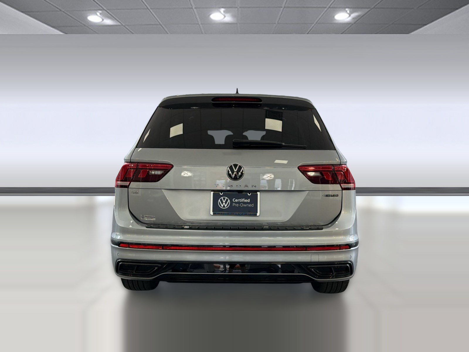 Certified 2024 Volkswagen Tiguan SE R-Line AWD/4WD image 10