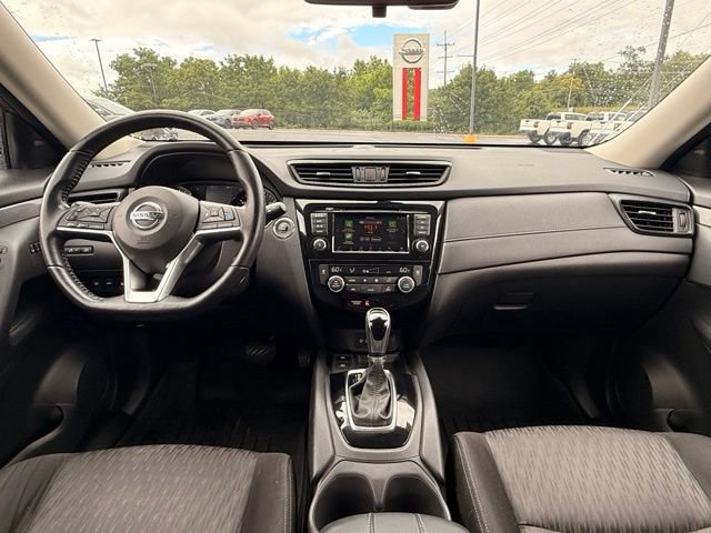 Certified 2020 Nissan Rogue SV w/ Sun & Sound Touring Package AWD/4WD image 21