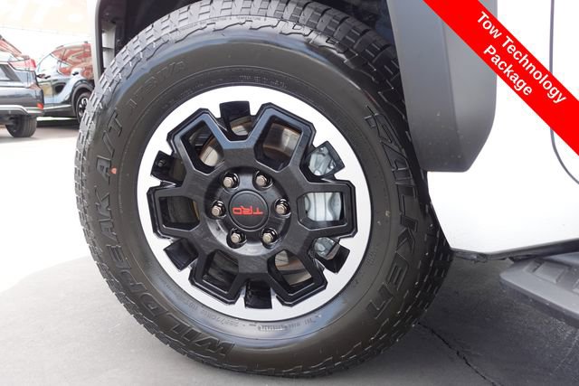 Certified 2025 Toyota 4Runner TRD Off-Road Premium w/ Tow Technology Package AWD/4WD image 13