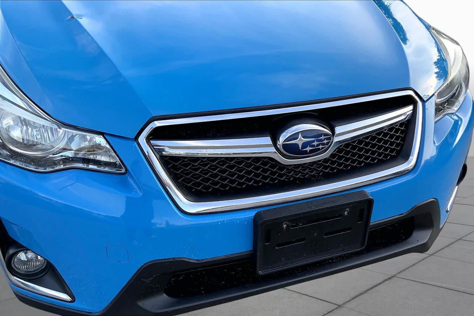 Used 2017 Subaru Crosstrek 2.0i Premium AWD/4WD image 32