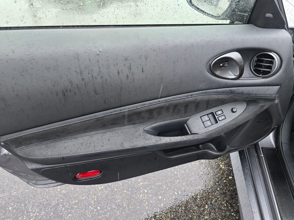 Used 2024 Nissan Z Performance w/ Floor Mat Package image 17