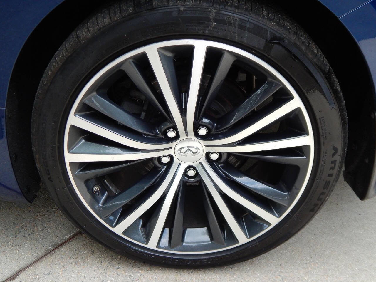 Used 2018 INFINITI Q60 3.0t Luxe w/ Sensory Package 3.0T Luxe image 47