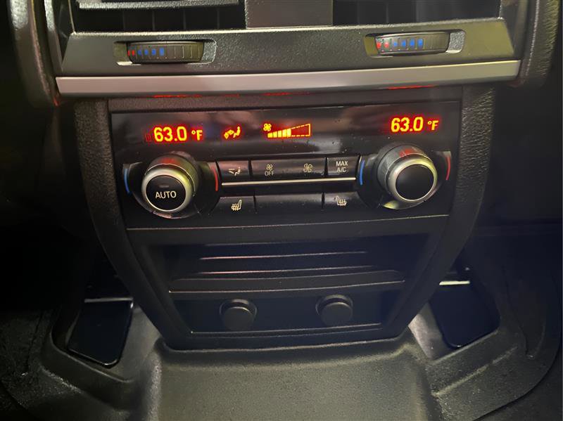 Used 2019 BMW X6 xDrive50i w/ Executive Package image 19