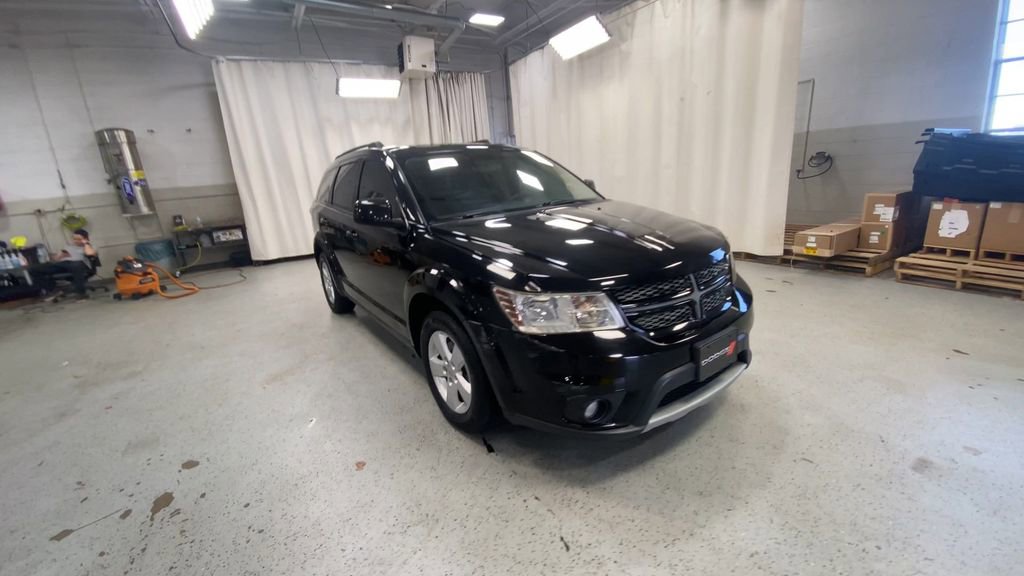 Used 2012 Dodge Journey SXT w/ Popular Equipment Group FWD image 4