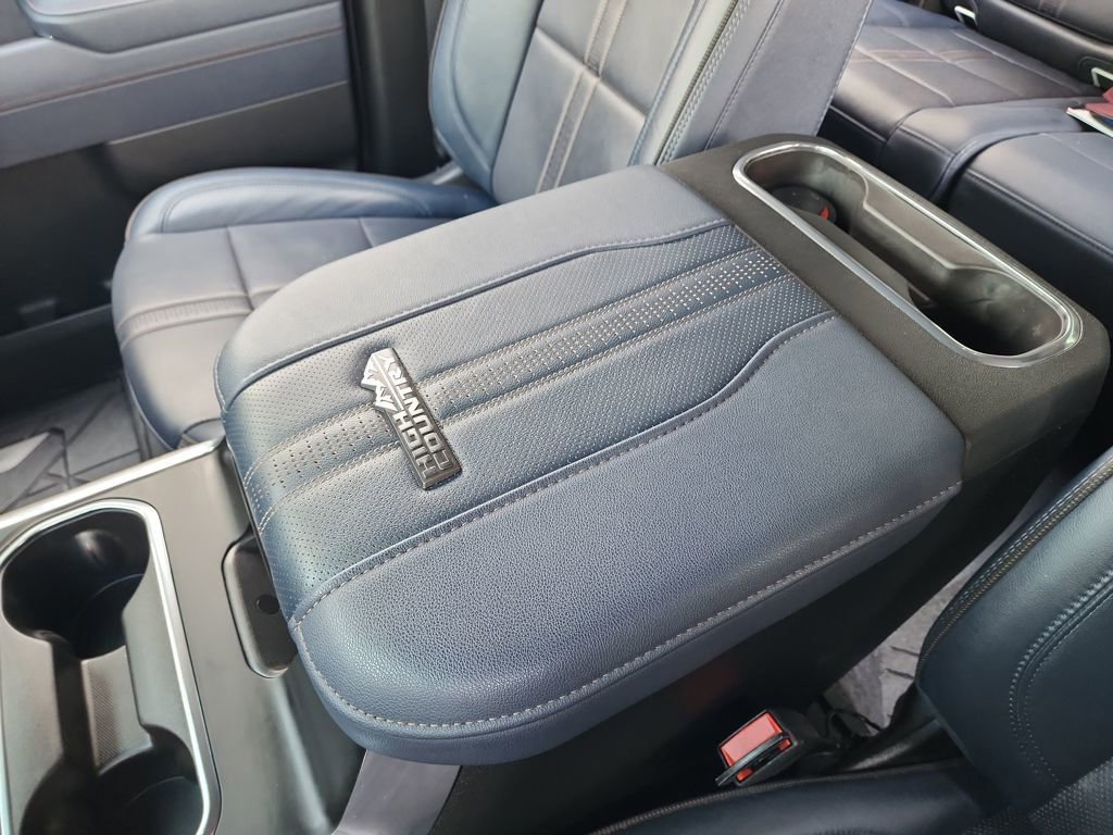 Used 2026 Chevrolet Silverado 3500 High Country w/ High Country Premium Package image 39