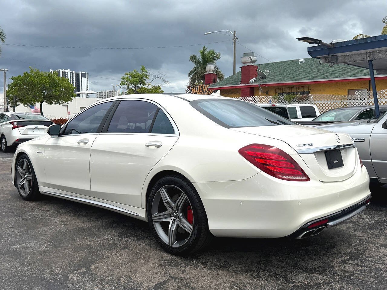 Used 2017 Mercedes-Benz S 63 AMG 4MATIC Sedan image 20