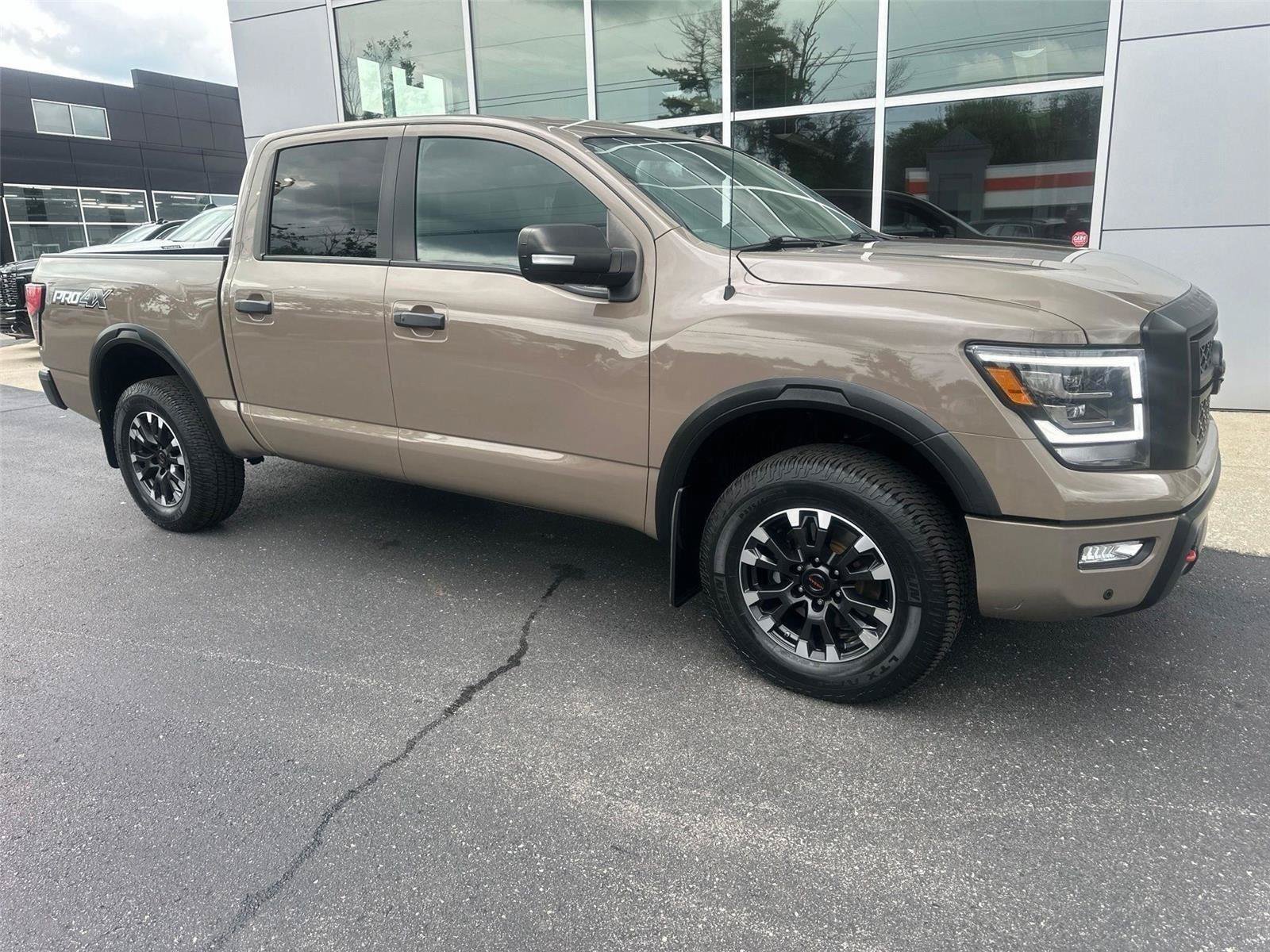 Used 2021 Nissan Titan PRO-4X w/ Pro-4x Convenience Package