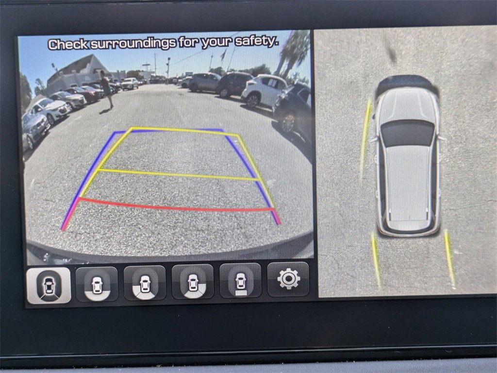 Used 2020 Hyundai Santa Fe Limited image 20