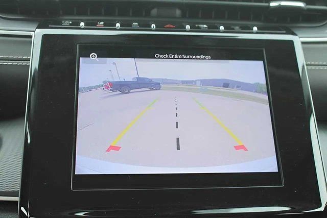 Used 2023 Jeep Grand Cherokee Laredo image 27