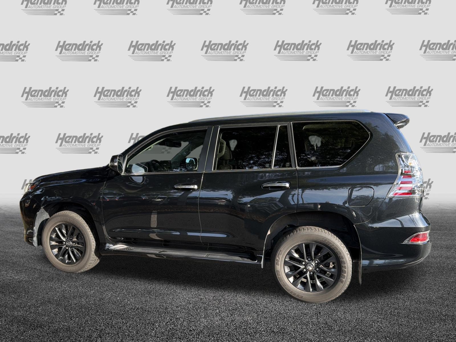 Used 2023 Lexus GX 460 Premium w/ Premium Package AWD/4WD image 6