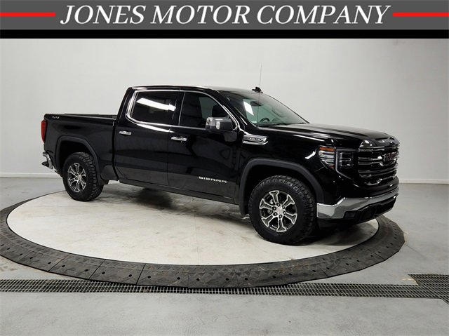 Used 2023 GMC Sierra 1500 SLT w/ SLT Convenience Package image 1