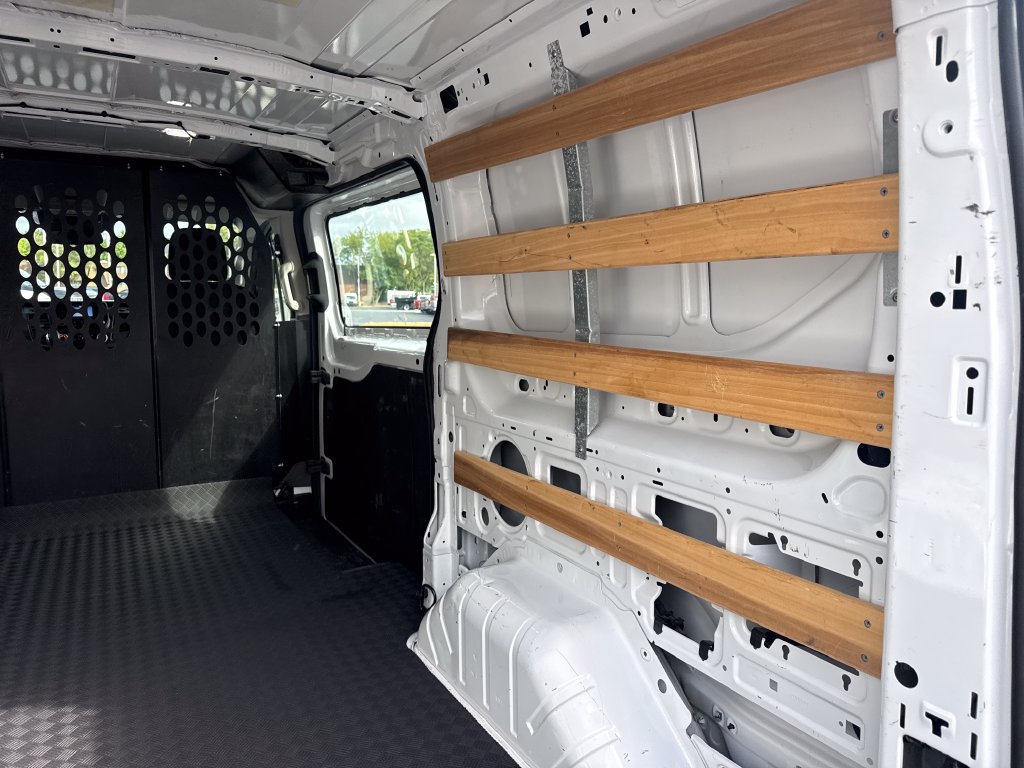 Used 2025 Ford Transit 250 Low Roof w/ Exterior Upgrade Package RWD image 15