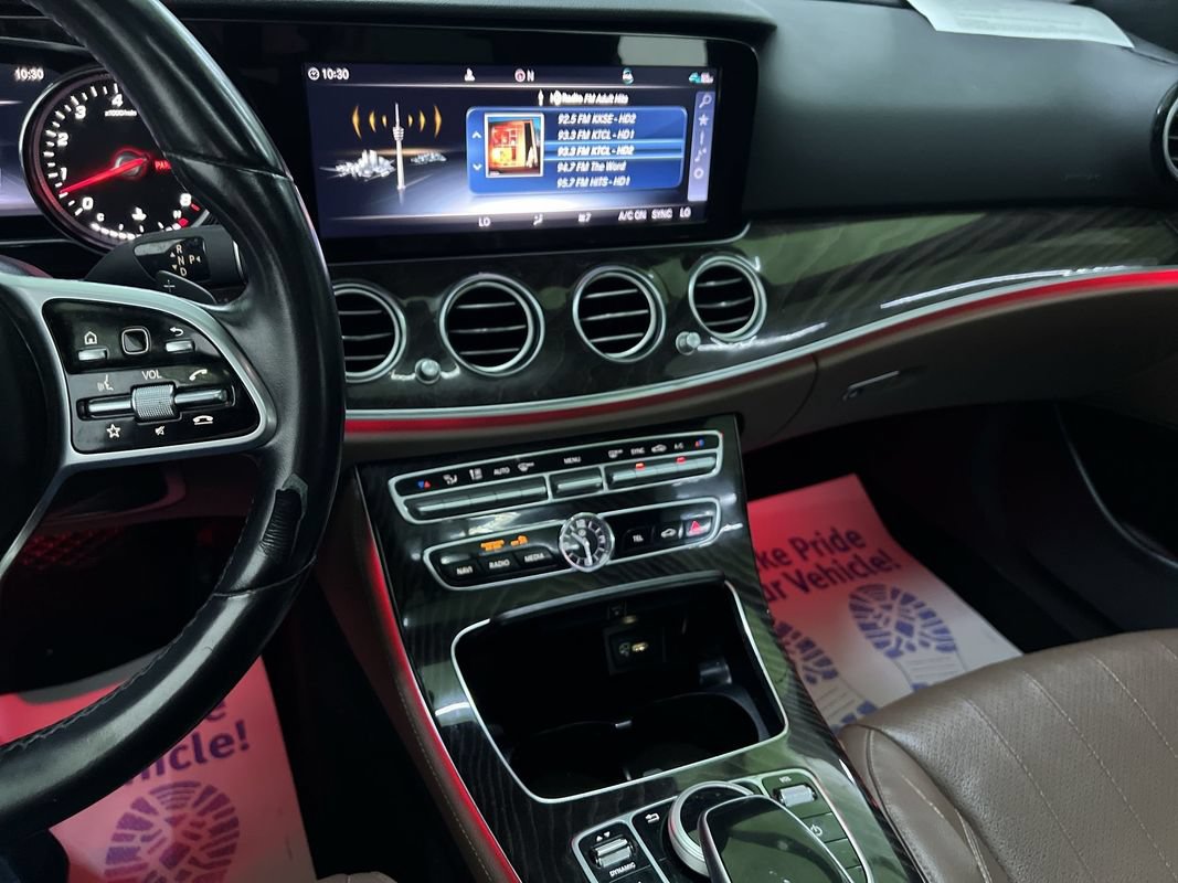 Used 2019 Mercedes-Benz E 450 4MATIC Sedan w/ Premium Package image 21