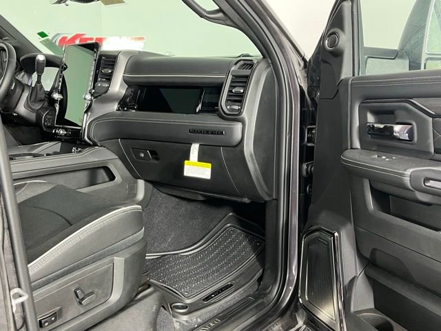 New 2026 RAM 3500 Limited image 31