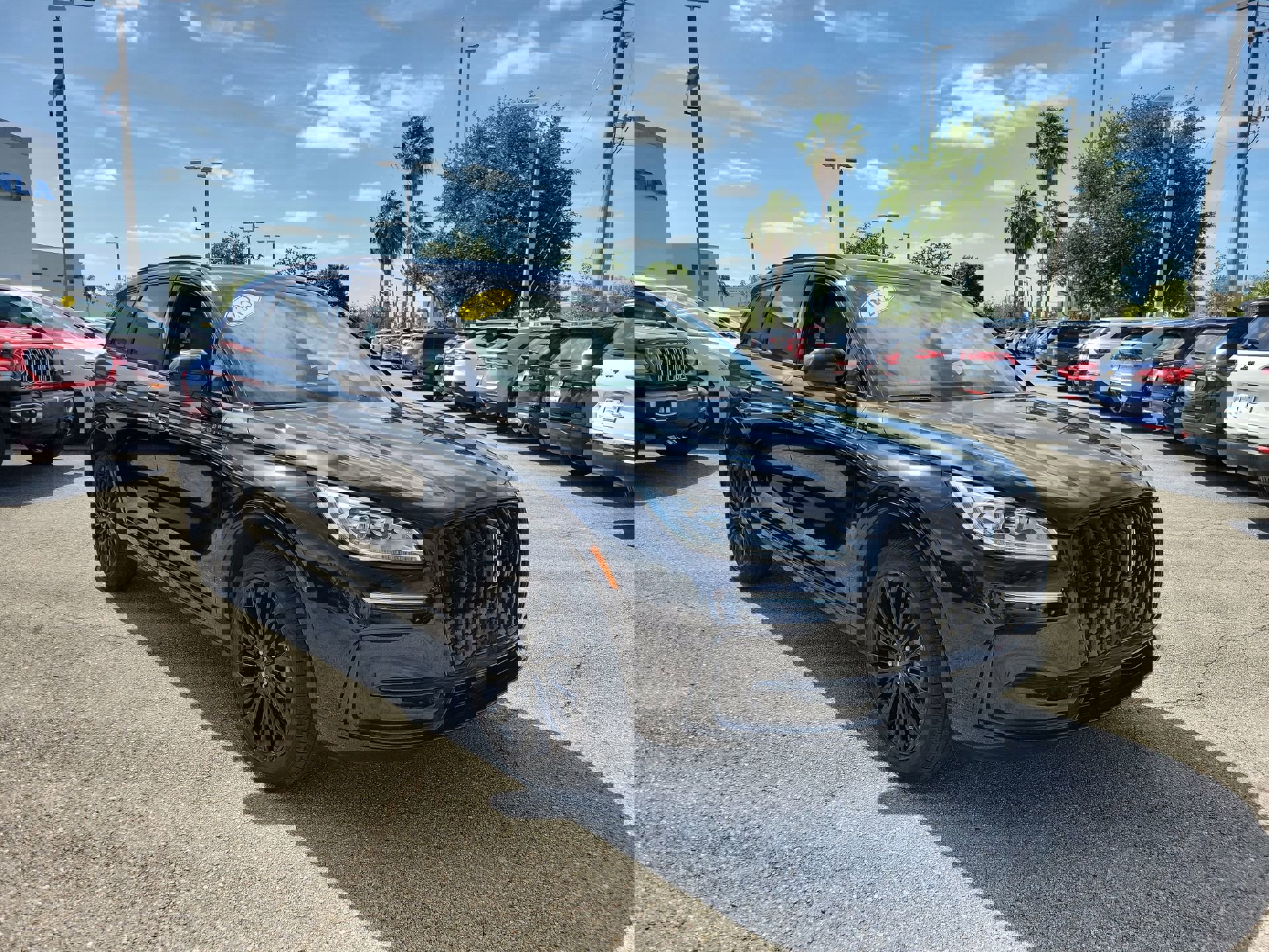 Used 2023 Lincoln Corsair Reserve w/ Jet Appearance Package FWD image 2