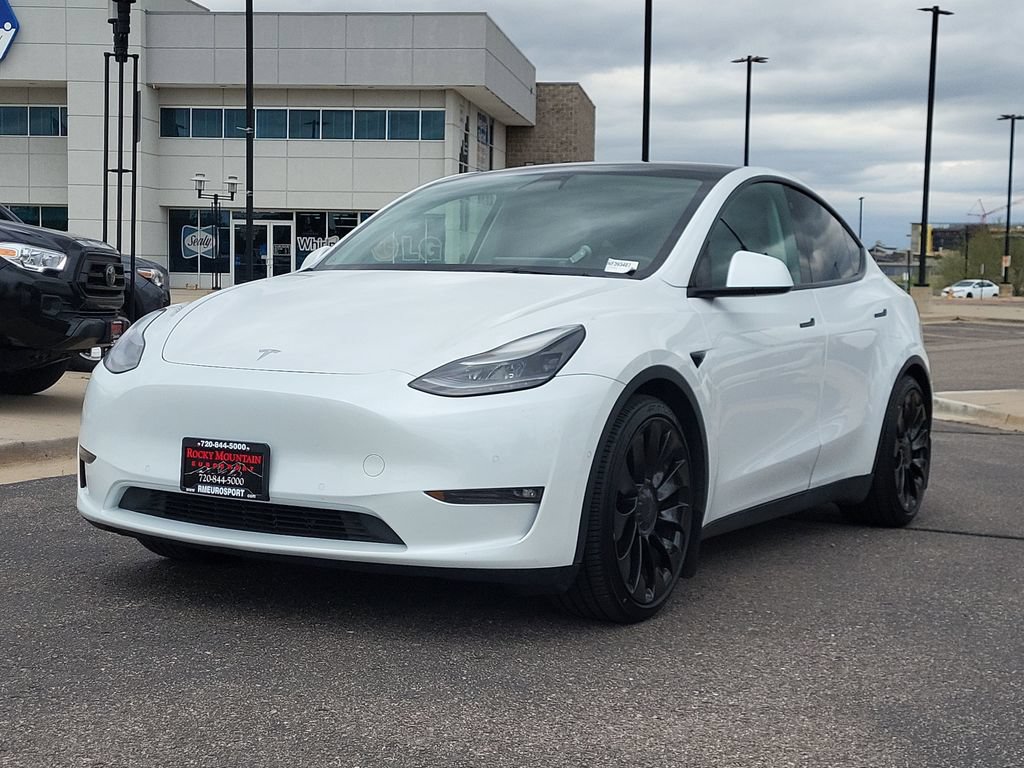 Used 2022 Tesla Model Y Performance AWD/4WD image 8