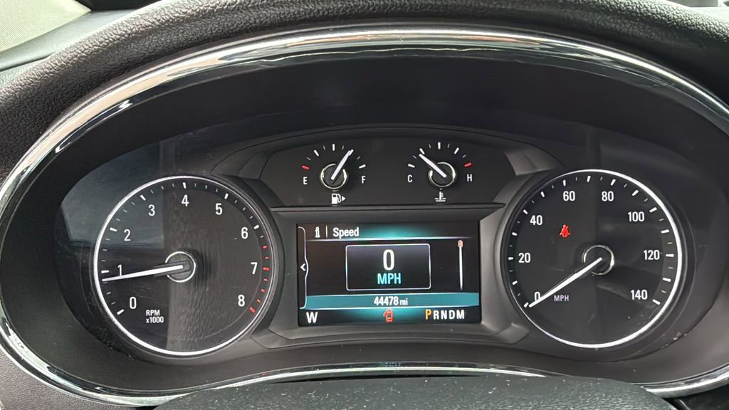 Used 2018 Buick Encore Sport Touring AWD/4WD image 28