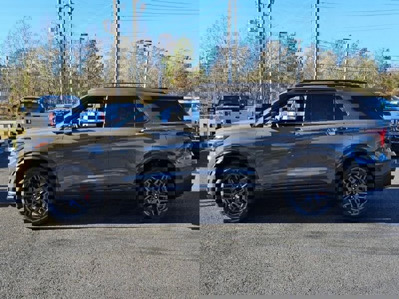 New 2026 Ford Explorer ST-Line w/ ST-Line Street Pack image 5