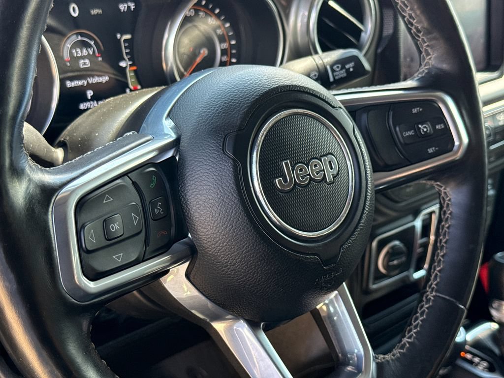 Used 2023 Jeep Wrangler Unlimited Sahara w/ Cold Weather Group AWD/4WD image 30