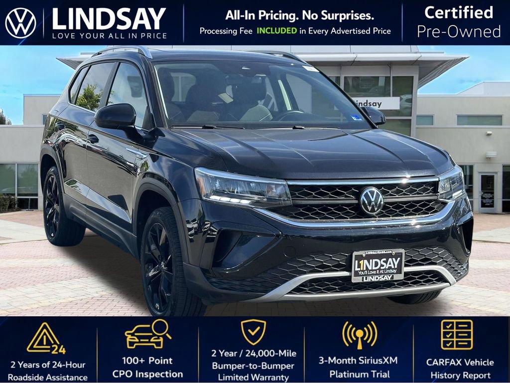 Used 2023 Volkswagen Taos SE w/ Panoramic Sunroof Package