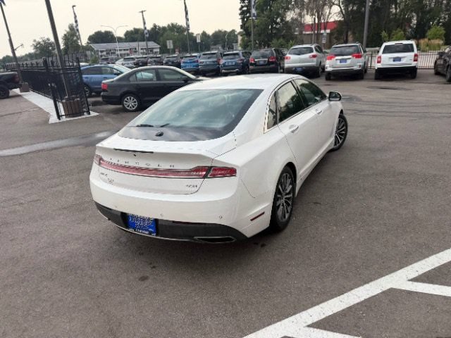 Used 2017 Lincoln MKZ Premiere FWD image 9